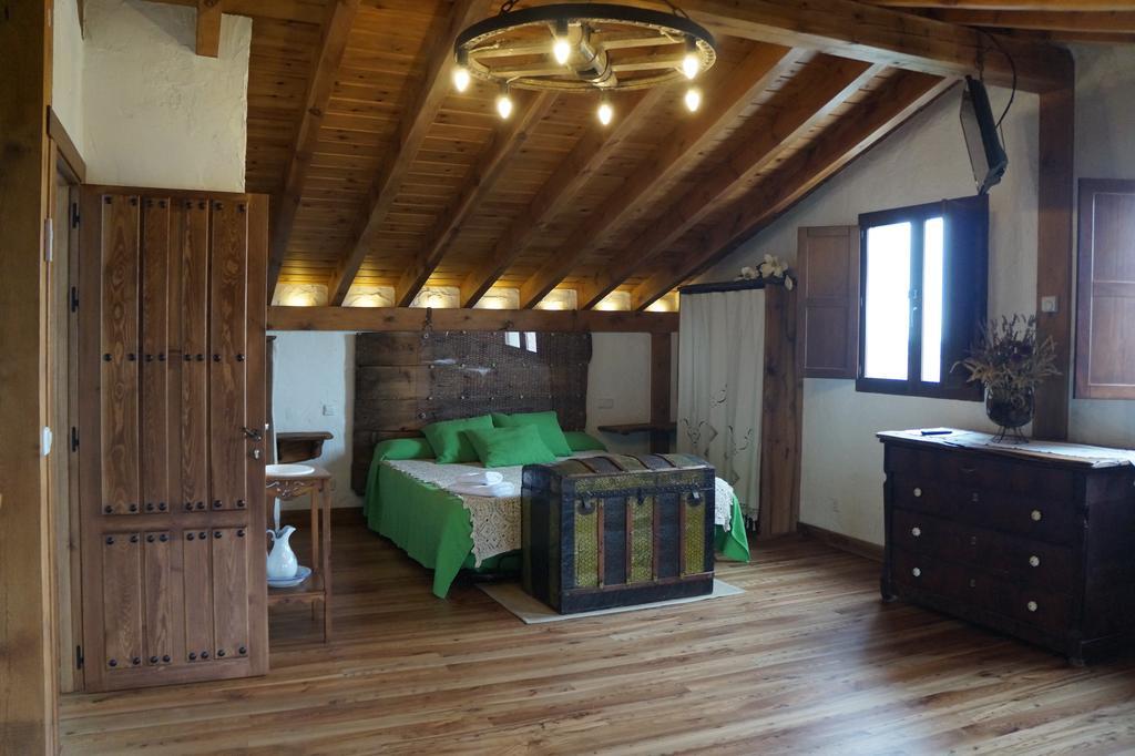 Casa Rural Bioenergetica La Serrezuela Olmos de Atapuerca Exterior foto